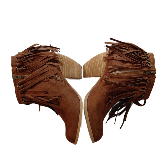 Not Rated Brown Fringed Ankle Boots Size 7.5 - Picture 4 of 9